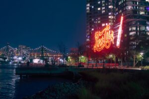 A nosztalgia marketing hatása – miért szeretjük a múltat?