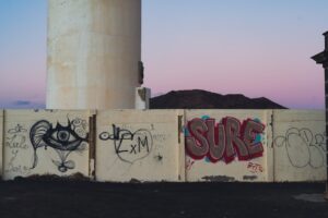 Cybergoth találkozók és öltözködési kódok